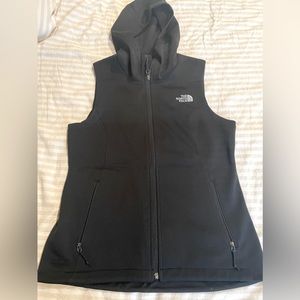 The North Face Women’s Black Vest Size Small